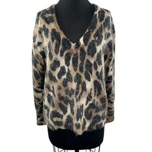 YOUNG FABULOUS & BROKE YFB Leopard Print V-Neckline Long Sleeve Pullover Top M/L